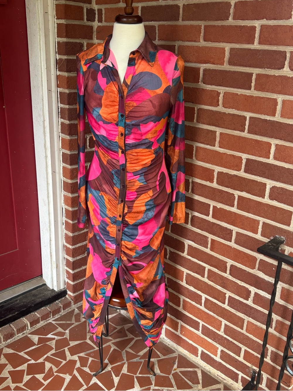 Long-Sleeve Button-Front Midi Dress in Pink & Orange Abstract Print